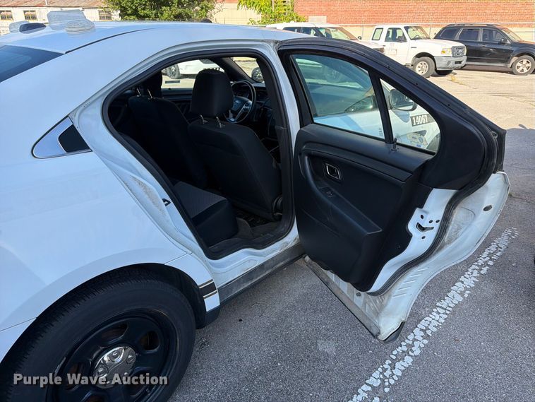 image for item FB8926 2014 Ford Taurus Police Interceptor 