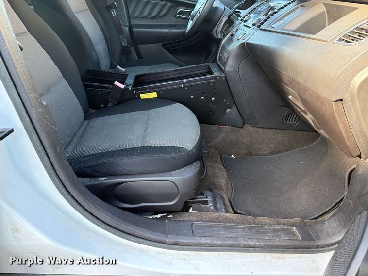 image for item FB8926 2014 Ford Taurus Police Interceptor 