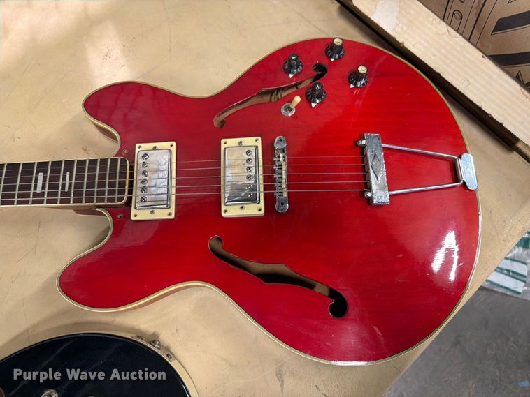 image for item FB8929 (2) electric guitars