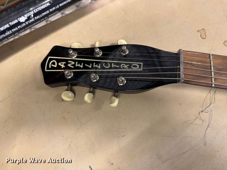 image for item FB8929 (2) electric guitars