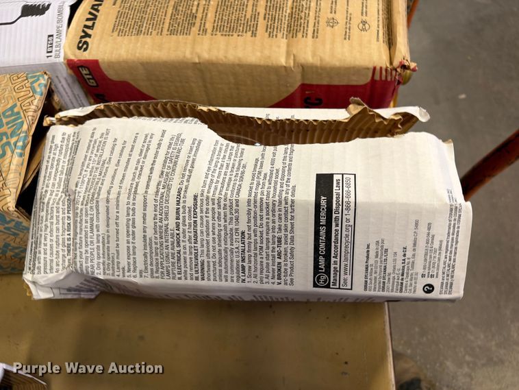image for item FB8930 (9) Sylvania Metalarc light bulbs
