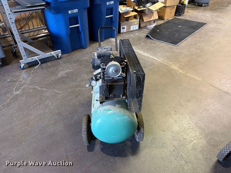 image for item FB8934 Speedaire 1NNF6 air compressor