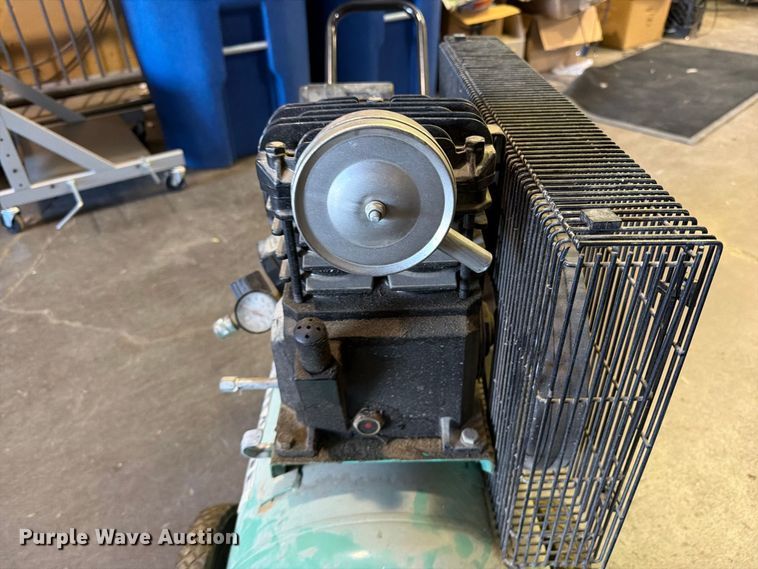 image for item FB8934 Speedaire 1NNF6 air compressor