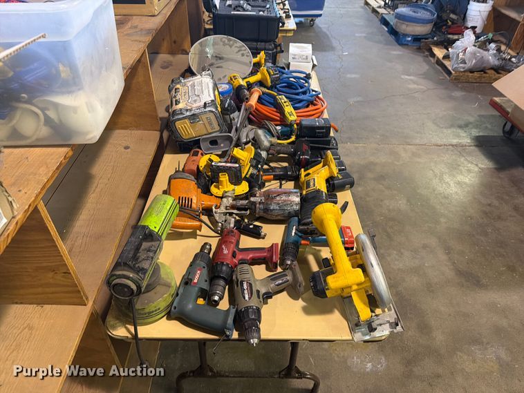 image for item FB8946 Tools