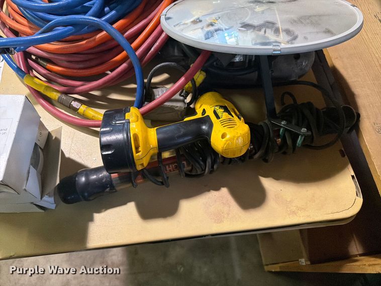 image for item FB8946 Tools