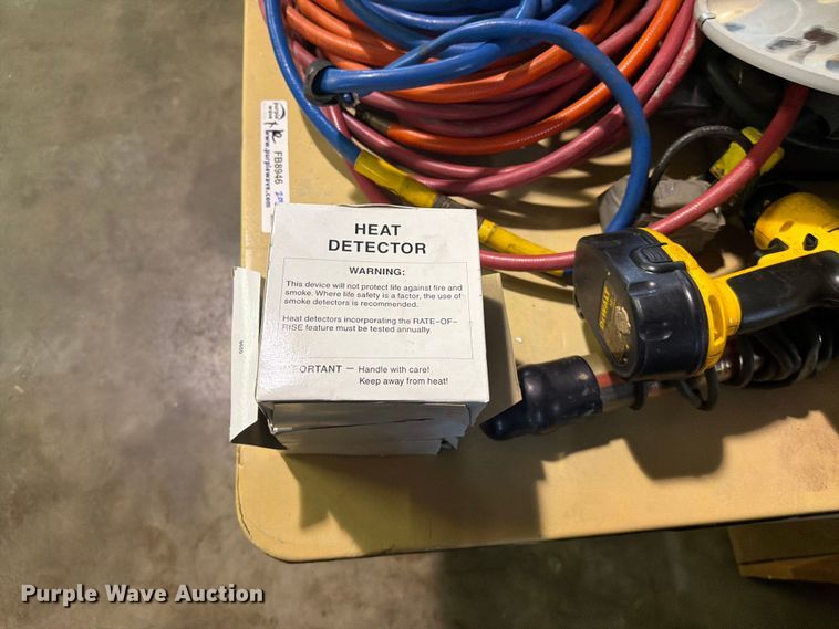 image for item FB8946 Tools