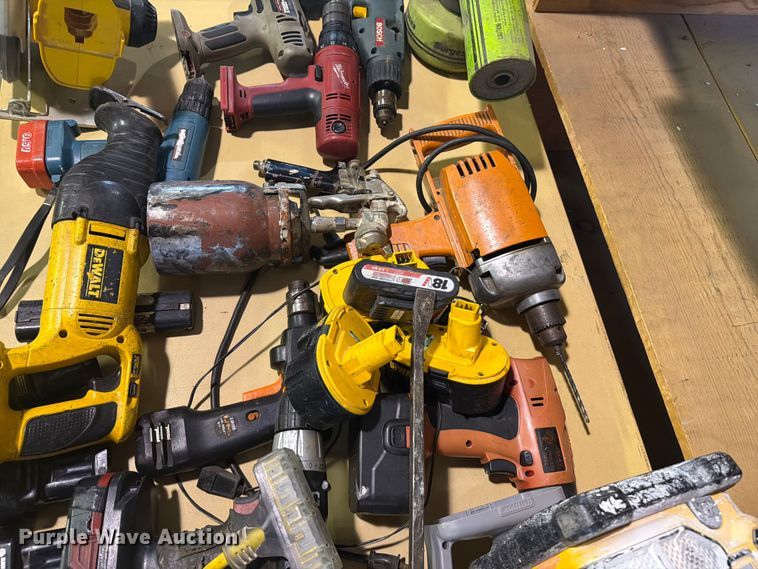 image for item FB8946 Tools