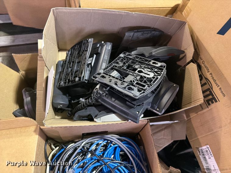image for item FB8949 (5) pallets of phones