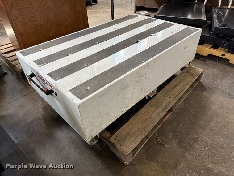 image for item FB8953 Weather Guard Pack Rat toolbox