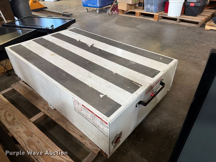 image for item FB8953 Weather Guard Pack Rat toolbox