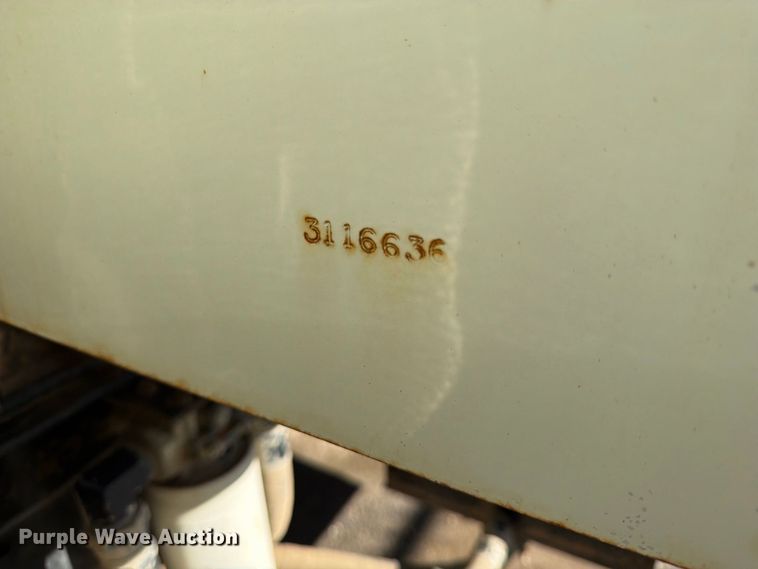 image for item FB8958 2011 International WorkStar 7400 dump truck