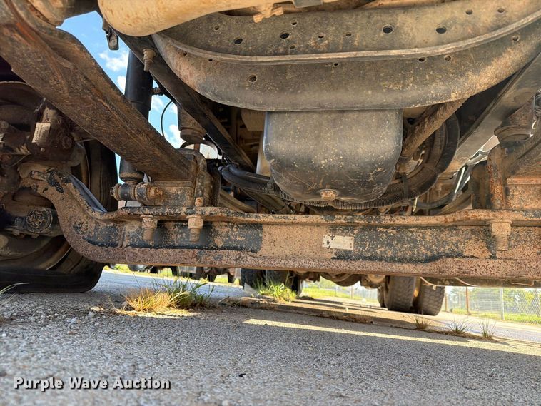 image for item FB8958 2011 International WorkStar 7400 dump truck