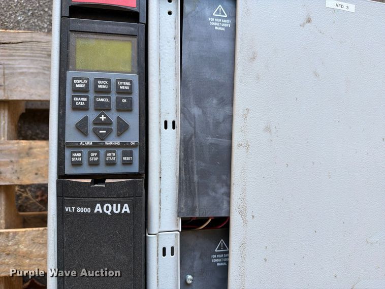 image for item FB8959 (4) Danfoss VLT 8000 variable frequency drives