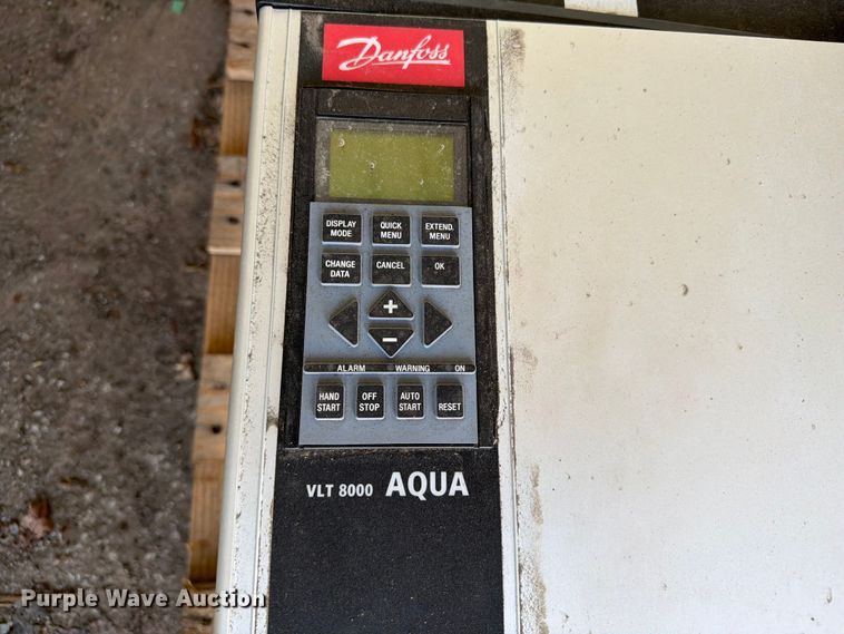 image for item FB8959 (4) Danfoss VLT 8000 variable frequency drives