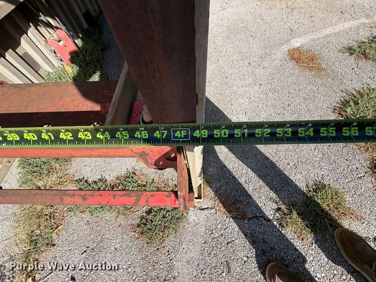 image for item FB8961 Approximately (8) trench boxes