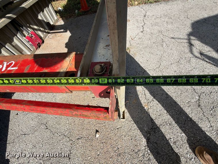 image for item FB8961 Approximately (8) trench boxes