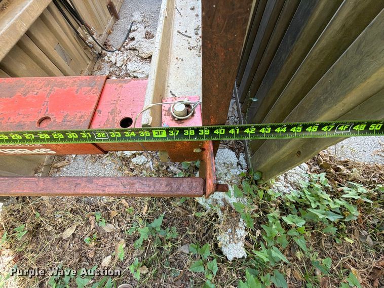 image for item FB8961 Approximately (8) trench boxes