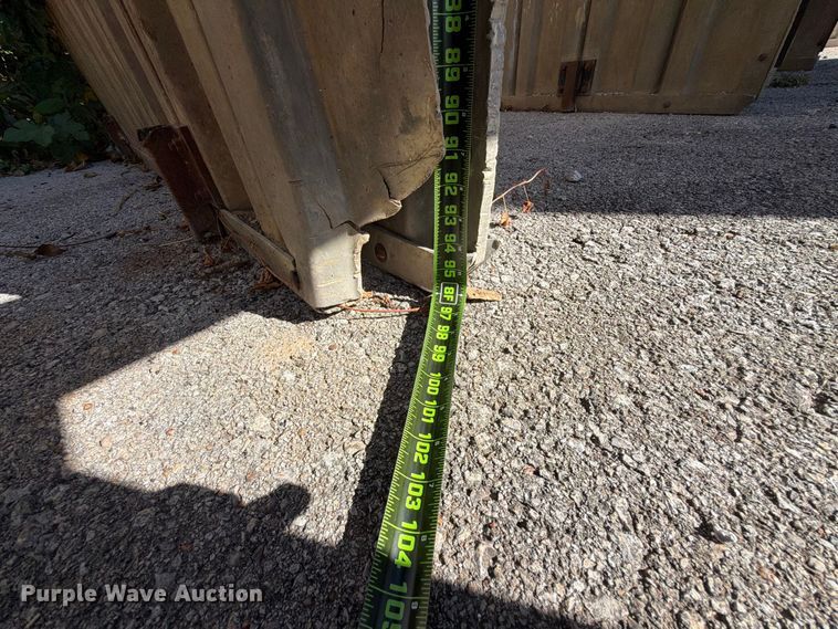 image for item FB8961 Approximately (8) trench boxes