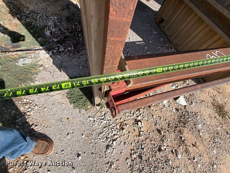 image for item FB8961 Approximately (8) trench boxes