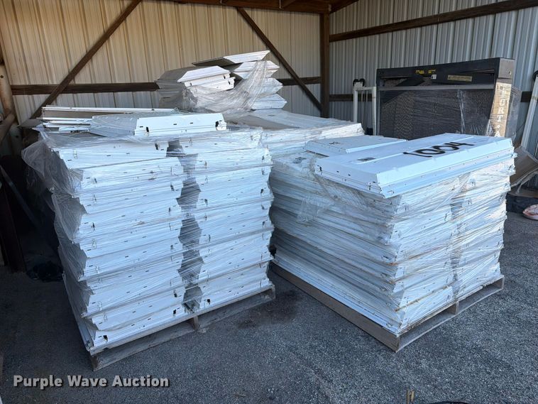 image for item FB8962 (7) pallets of light fixtures