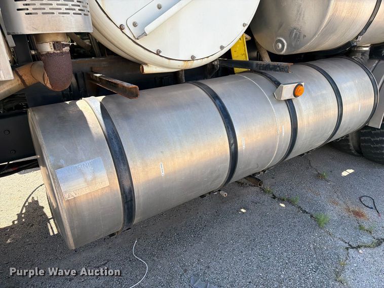 image for item FB8963 2007 International WorkStar 7400 sewer jetter truck