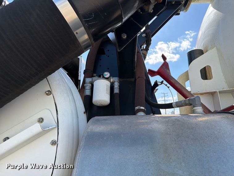 image for item FB8963 2007 International WorkStar 7400 sewer jetter truck