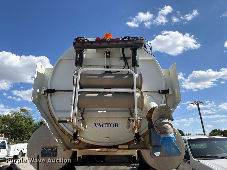 image for item FB8963 2007 International WorkStar 7400 sewer jetter truck