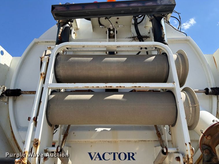image for item FB8963 2007 International WorkStar 7400 sewer jetter truck