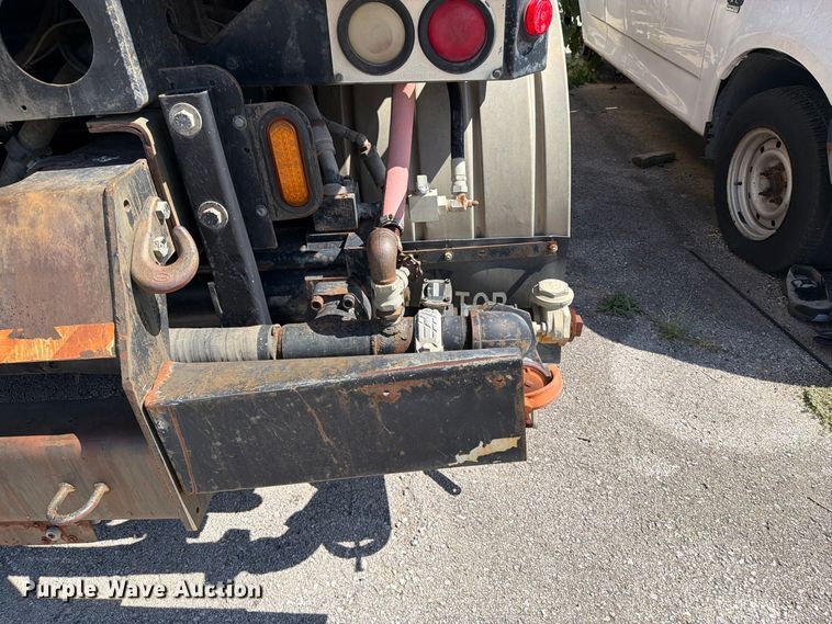 image for item FB8963 2007 International WorkStar 7400 sewer jetter truck