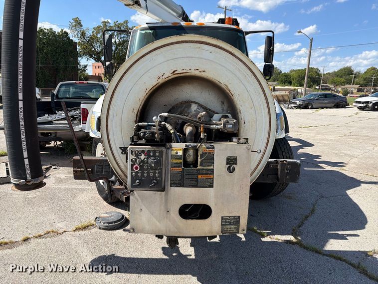 image for item FB8963 2007 International WorkStar 7400 sewer jetter truck