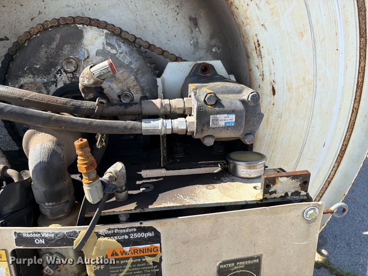 image for item FB8963 2007 International WorkStar 7400 sewer jetter truck