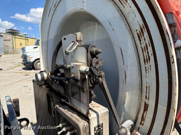 image for item FB8963 2007 International WorkStar 7400 sewer jetter truck