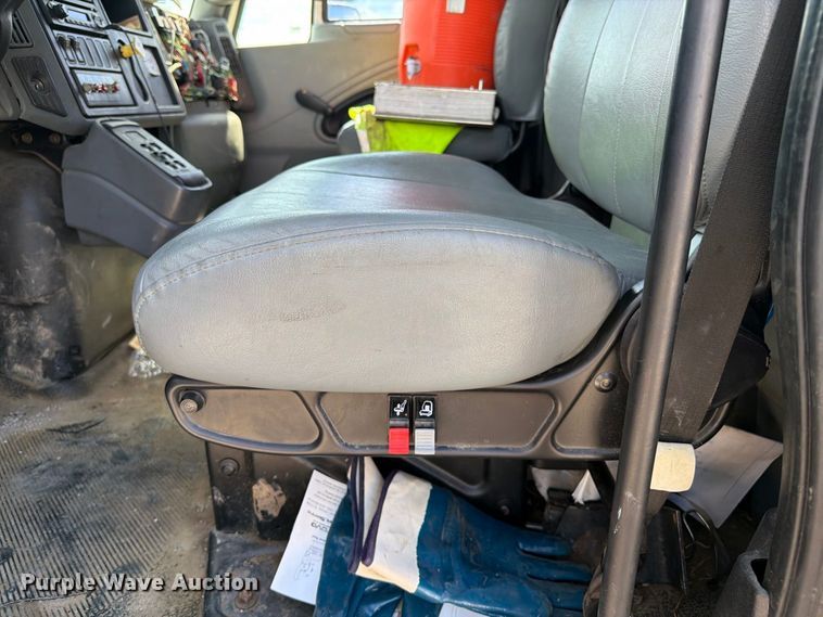 image for item FB8963 2007 International WorkStar 7400 sewer jetter truck