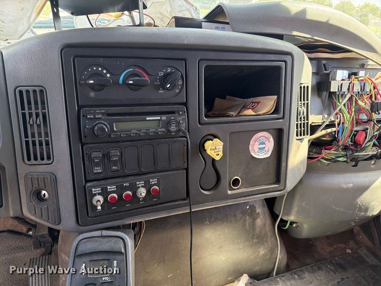 image for item FB8963 2007 International WorkStar 7400 sewer jetter truck