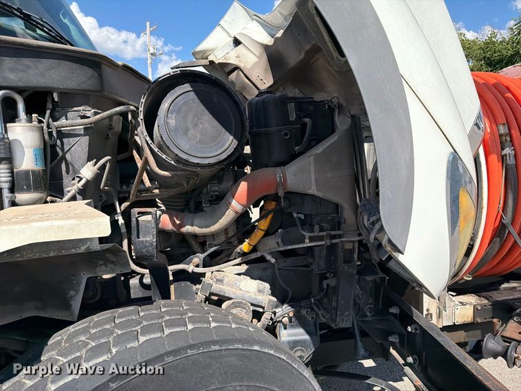 image for item FB8963 2007 International WorkStar 7400 sewer jetter truck