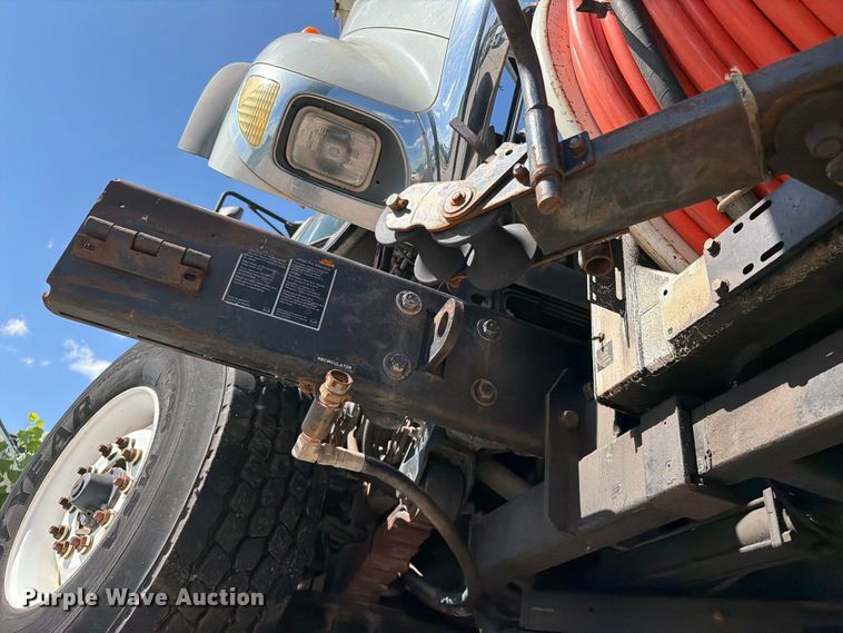 image for item FB8963 2007 International WorkStar 7400 sewer jetter truck