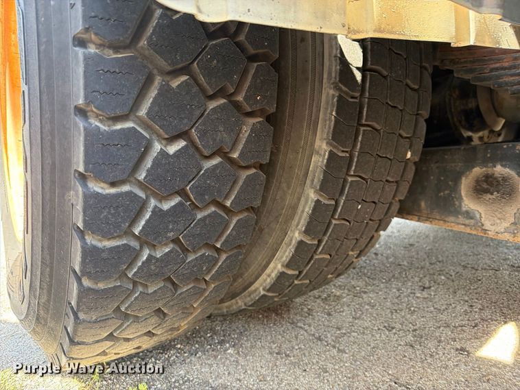 image for item FB8963 2007 International WorkStar 7400 sewer jetter truck