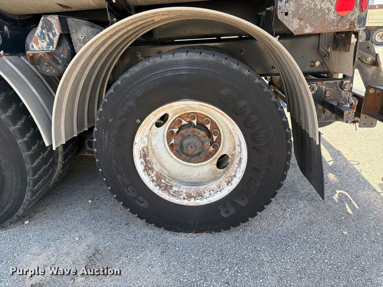 image for item FB8963 2007 International WorkStar 7400 sewer jetter truck