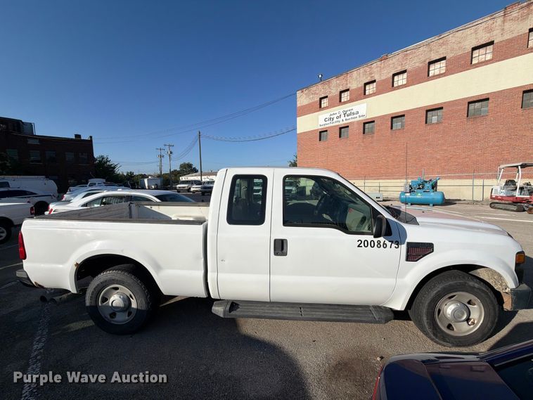 image for item FB8965 2008 Ford F250 Super Duty Ext. Cab pickup truck