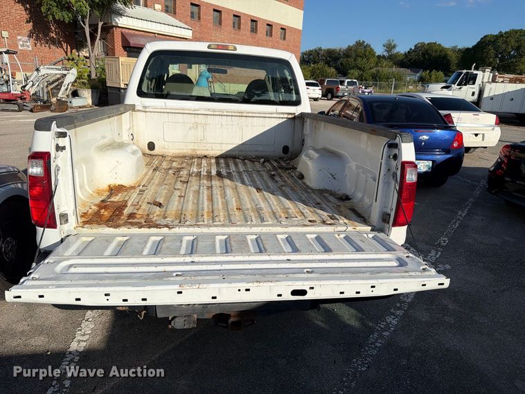image for item FB8965 2008 Ford F250 Super Duty Ext. Cab pickup truck