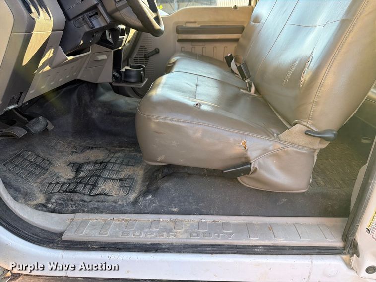 image for item FB8965 2008 Ford F250 Super Duty Ext. Cab pickup truck