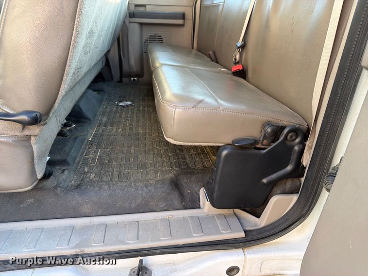 image for item FB8965 2008 Ford F250 Super Duty Ext. Cab pickup truck