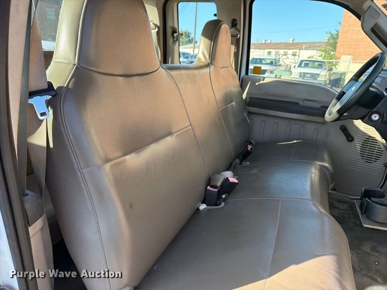 image for item FB8965 2008 Ford F250 Super Duty Ext. Cab pickup truck