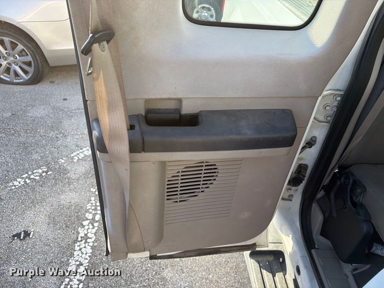 image for item FB8965 2008 Ford F250 Super Duty Ext. Cab pickup truck