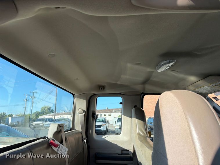 image for item FB8965 2008 Ford F250 Super Duty Ext. Cab pickup truck