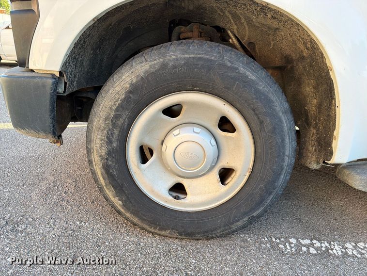 image for item FB8965 2008 Ford F250 Super Duty Ext. Cab pickup truck
