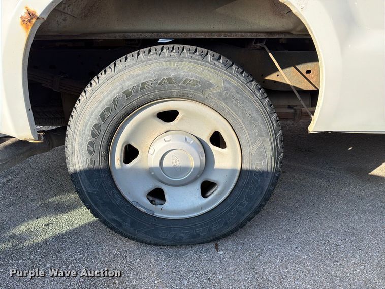 image for item FB8965 2008 Ford F250 Super Duty Ext. Cab pickup truck