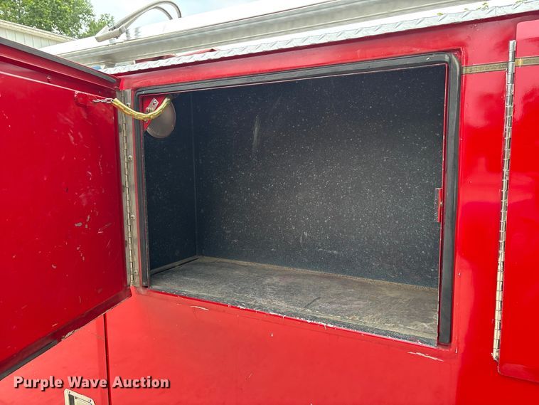 image for item FC1972 1977 International Harvester Loadstar 1700 pumper fire truck