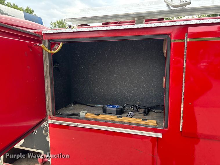 image for item FC1972 1977 International Harvester Loadstar 1700 pumper fire truck
