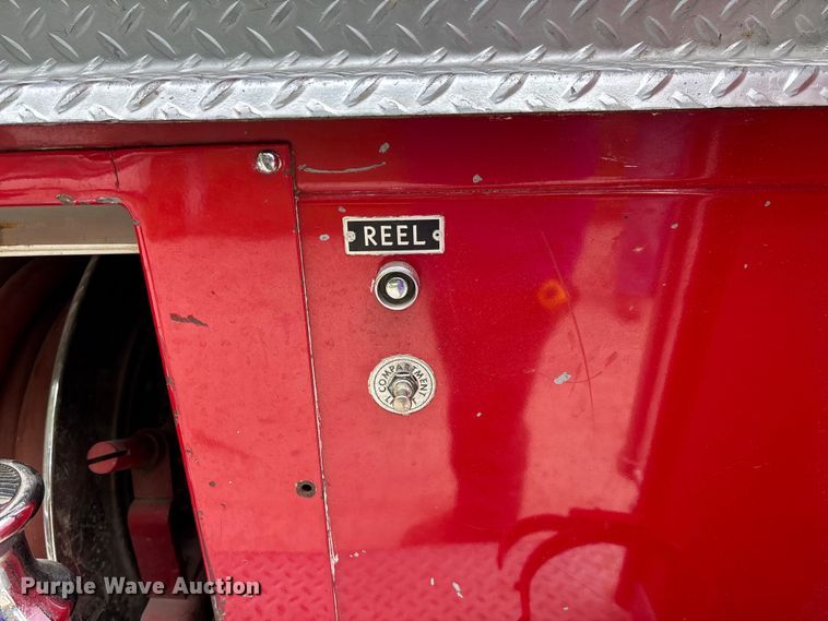 image for item FC1972 1977 International Harvester Loadstar 1700 pumper fire truck